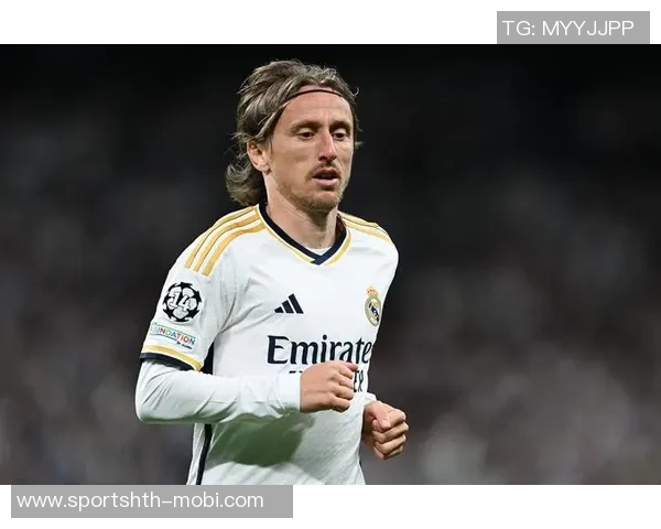 莫德里奇在40岁时成就超越德布劳内的辉煌表现