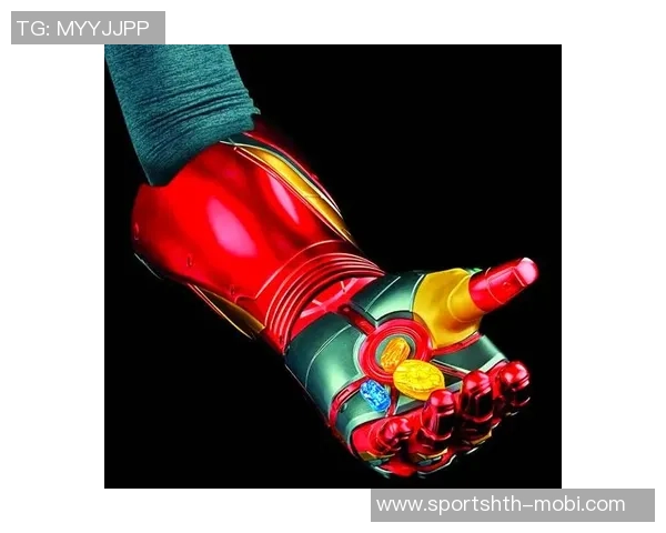 华盛顿分享比赛时手指甲发紫的秘密与场下保暖手套的独特体验